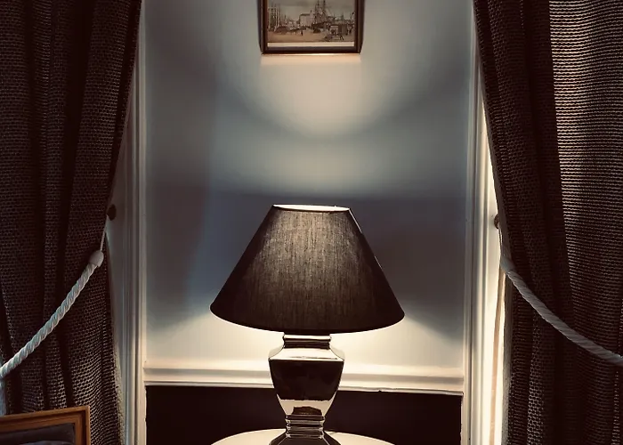 Guest house Manoir Du Clap 3*